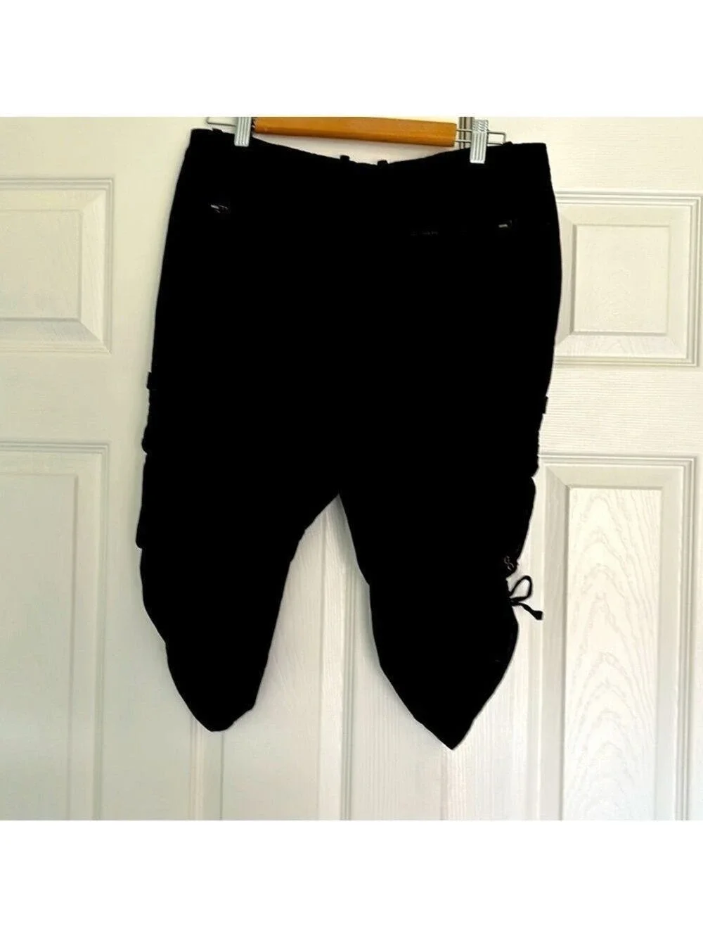 NY and Company capri cargo pants size 10